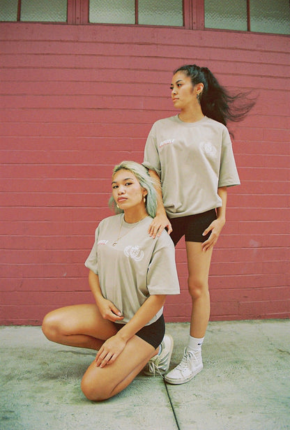 Laurea Dignitas "Premium Fit" Oversized Tee (Sandstorm)