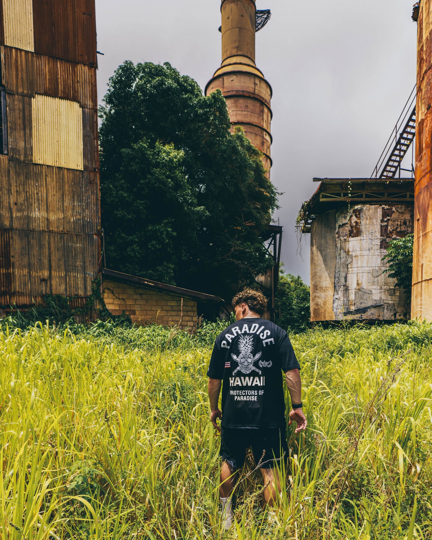 "Protectors of Paradise" Premium Tee (Black)