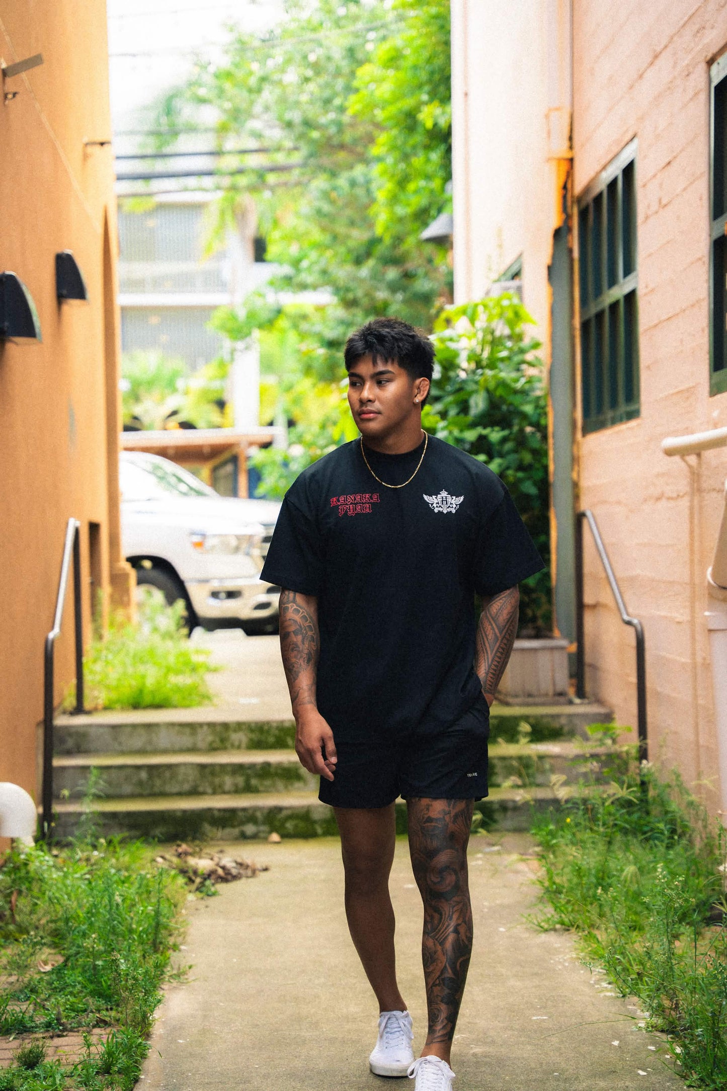 Pre-Order "Kanaka Fyah Gift Of Aloha" Premium Tee (Black)